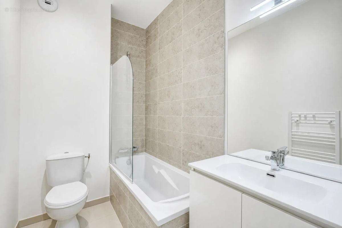 Duplex moderne avec terrasses, stationnement Craponne centre - photo 9