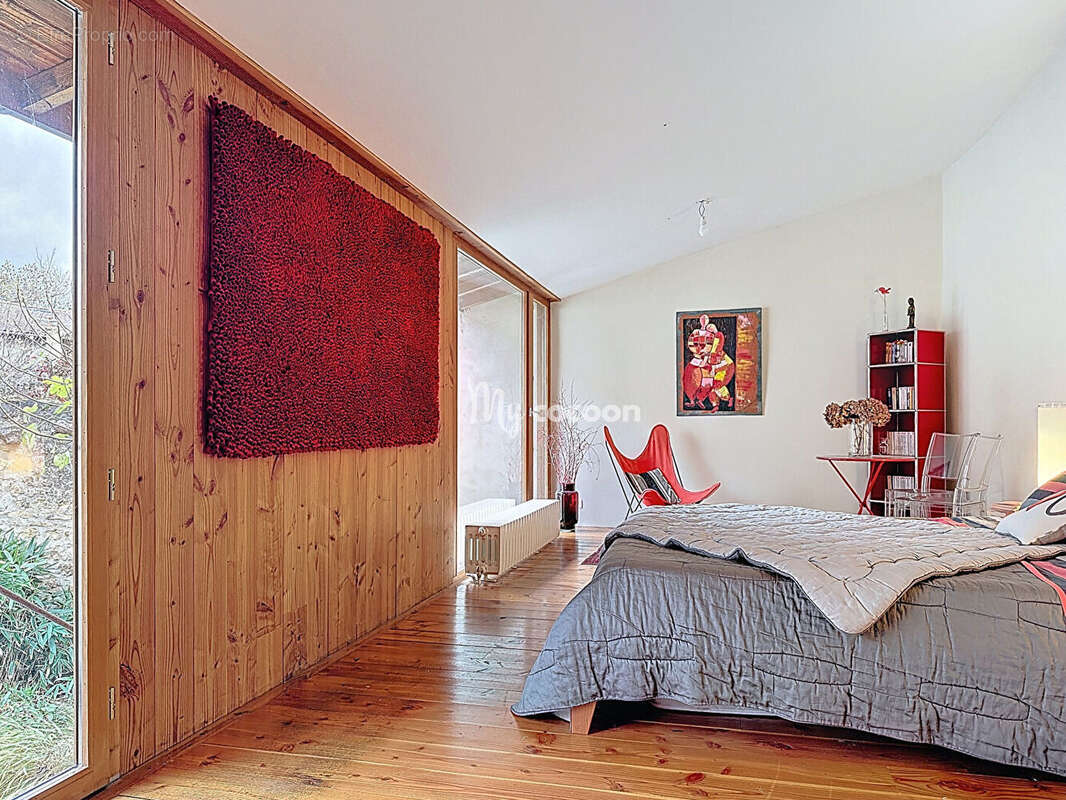 Maison à SAINT-CYR-AU-MONT-D'OR