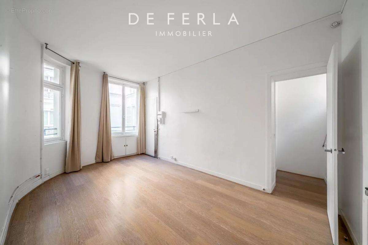 Appartement à PARIS-4E
