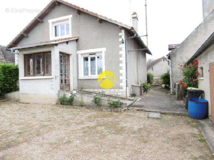 Maison à DOUADIC