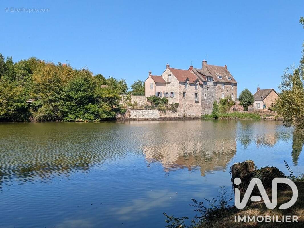 Photo 1 - Maison à CHATELUS-MALVALEIX