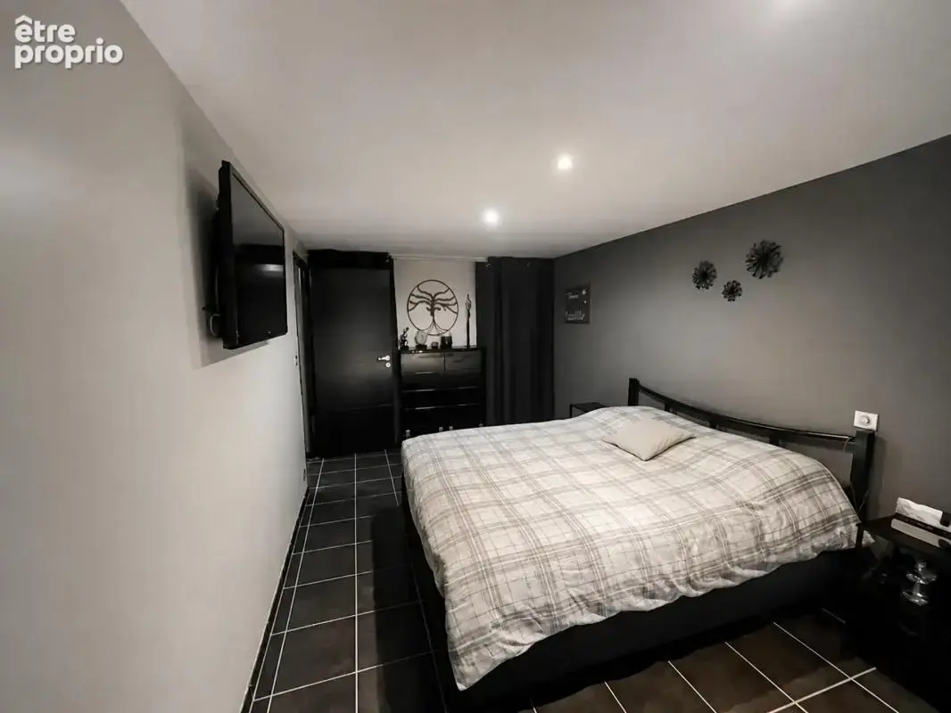 Maison de 8 pièces de 210 m² à Cahors - photo 11