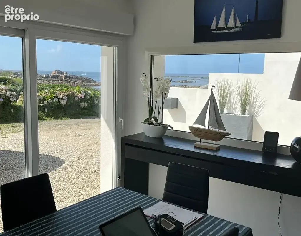 VENTE d'une maison T7  à PORSPODER -vue mer- piscine couverte - photo 6