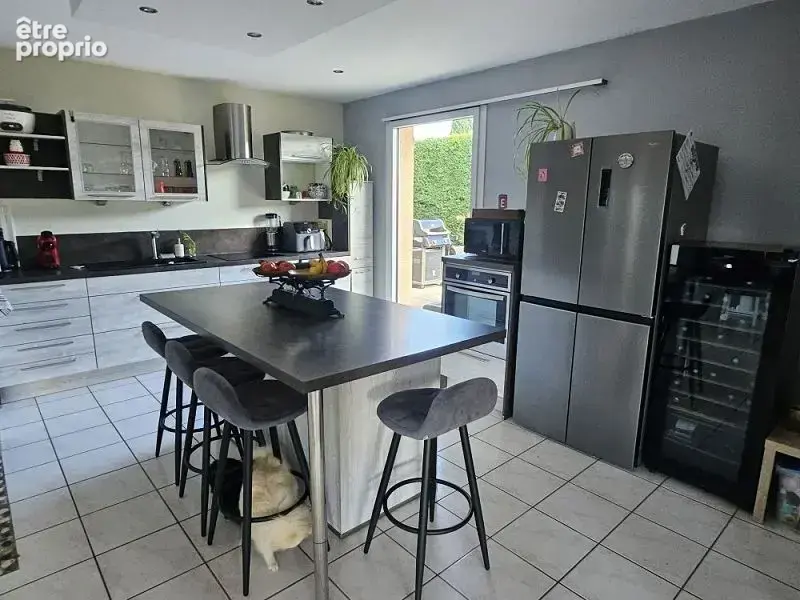Maison 126 m² à Montrond-Les-Bains  - photo 5