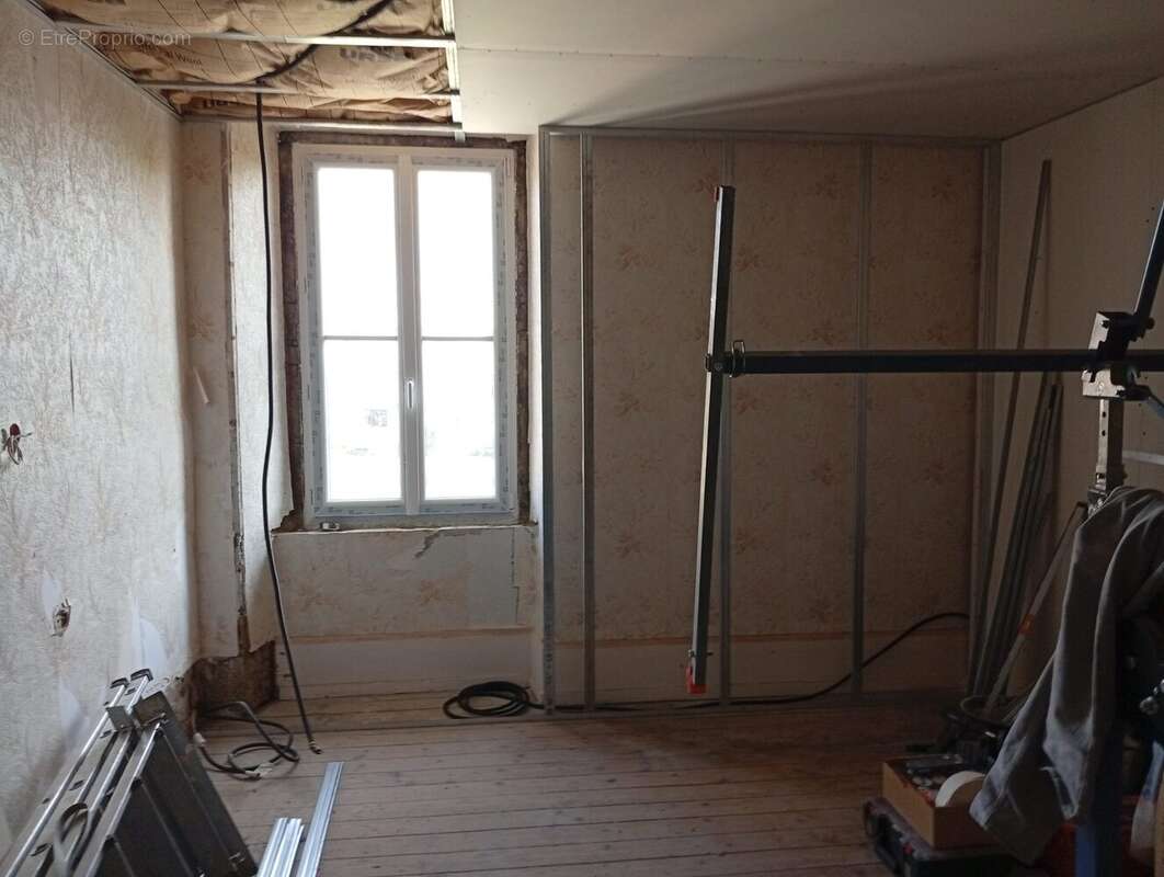 Maison à SAINT-DIZIER-L&#039;EVEQUE