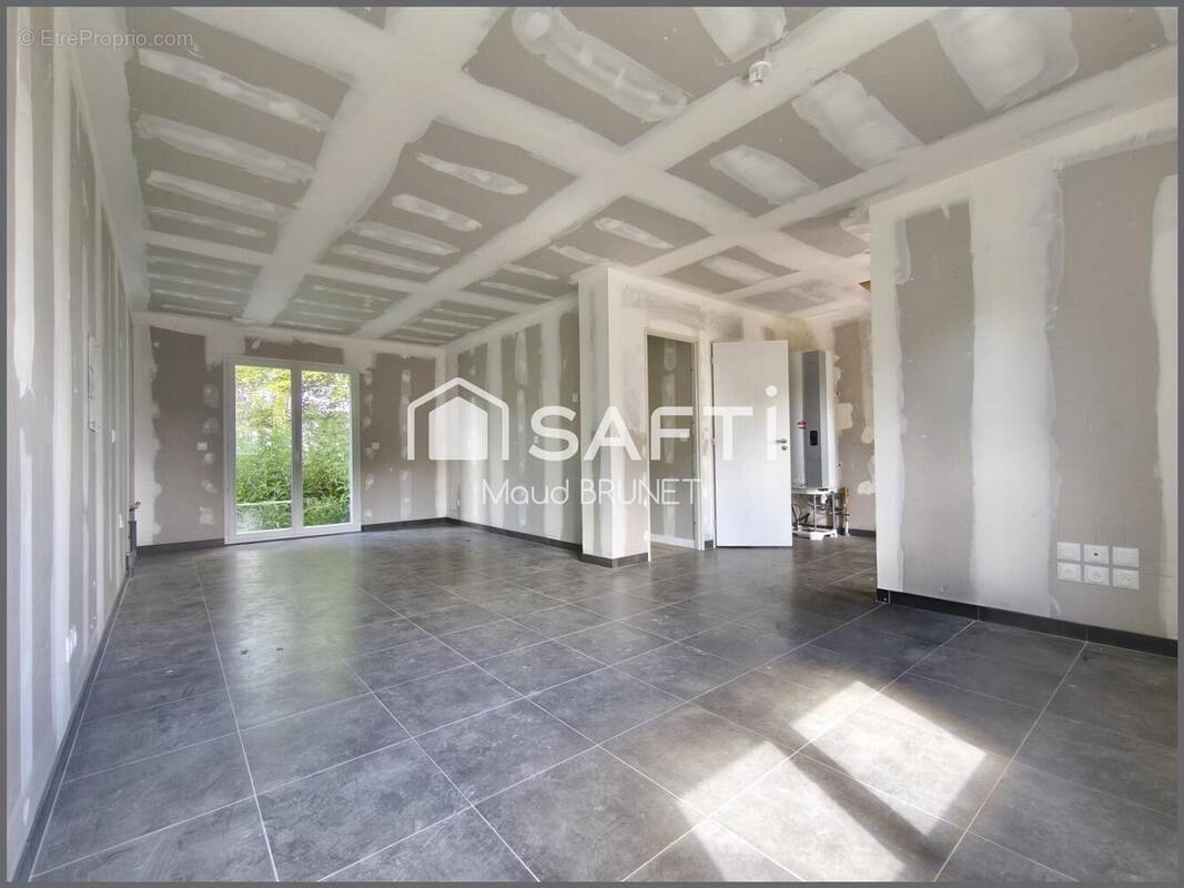 Photo 1 - Maison à BREVAL