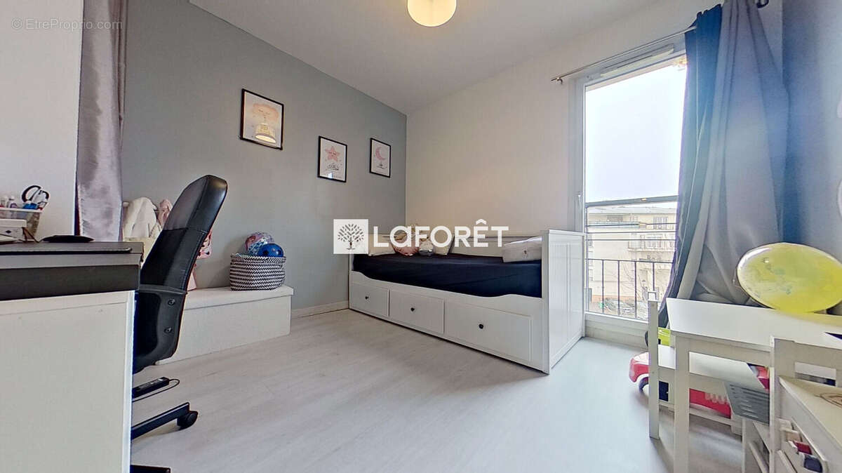 Appartement à BONDY