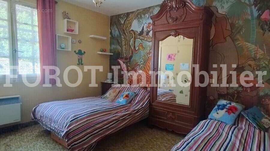 Maison à SAINT-MARTIN-DE-VALAMAS