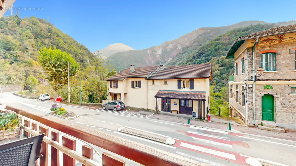 Appartement à SAINT-SAUVEUR-SUR-TINEE