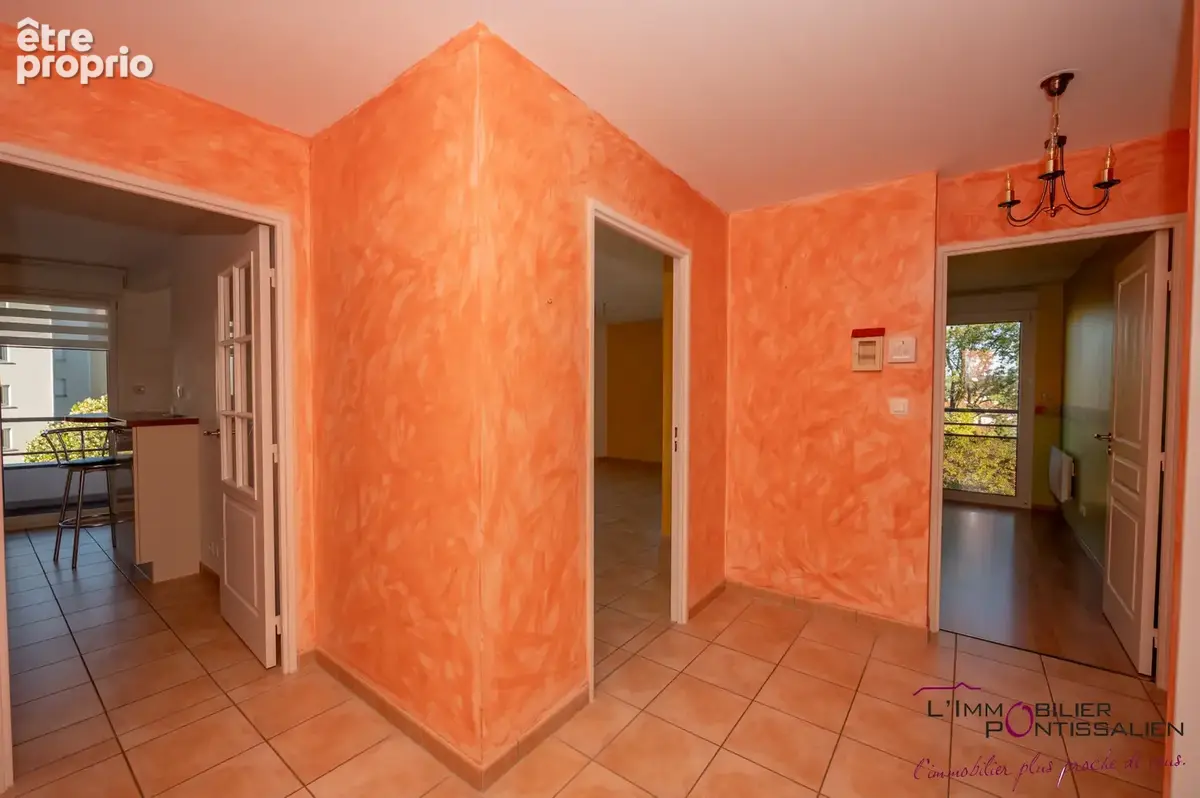 Pontarlier - les epinettes : appartement de type 3 avec ascenseur, terrasse, cave, box en sous-sol et parking - photo 16