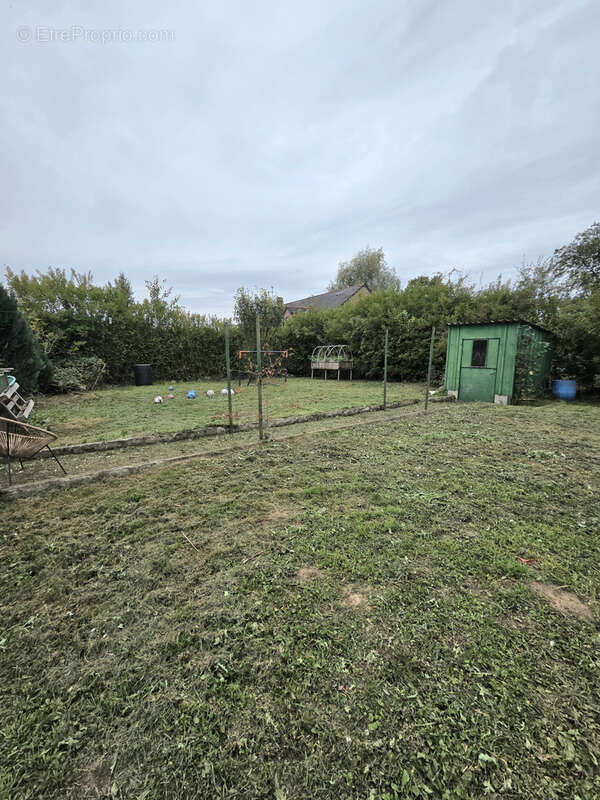 Maison à AULNOYE-AYMERIES