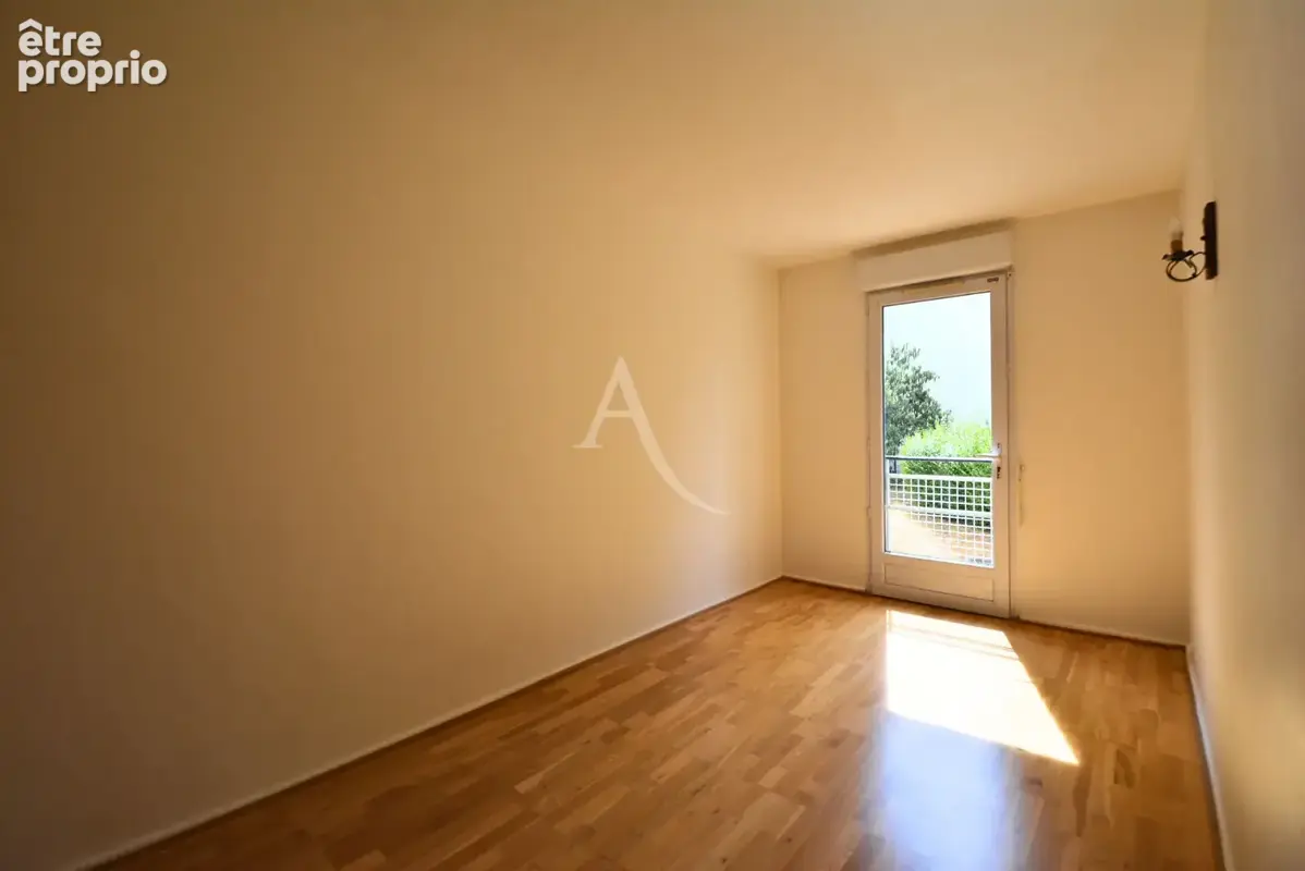 Appartement Sceaux 4 pièce(s) 63.92 m2 - photo 4