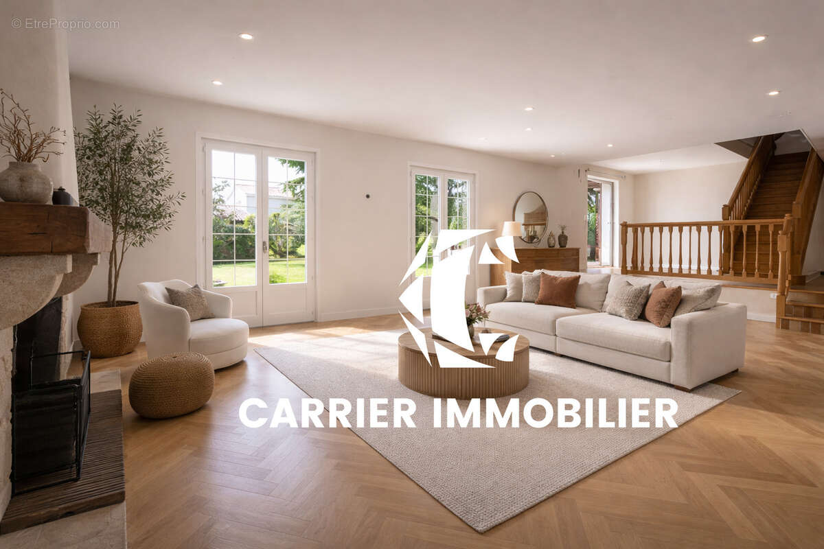 Maison à SAINT-GENIS-LES-OLLIERES