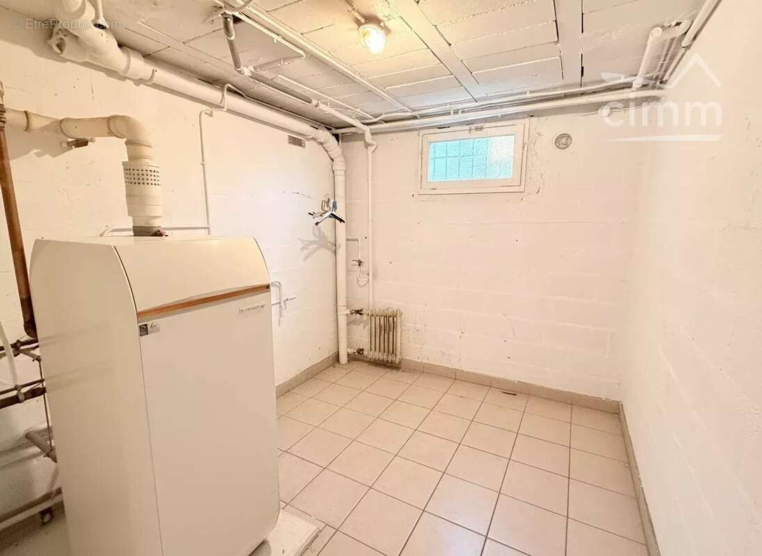 Maison à LA CHAUSSEE-SAINT-VICTOR