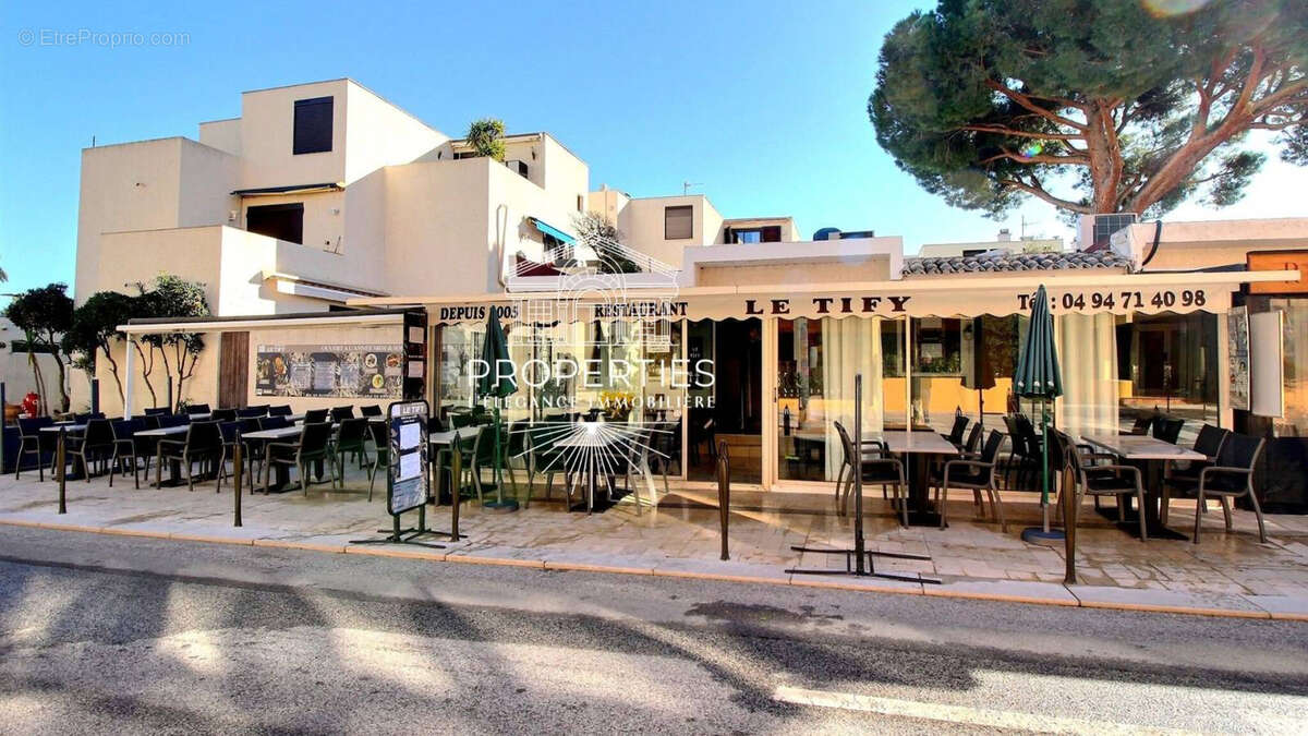 Commerce à BORMES-LES-MIMOSAS