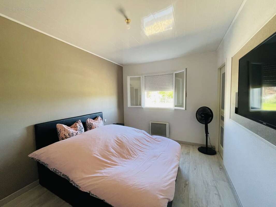 Maison à BARBEZIEUX-SAINT-HILAIRE