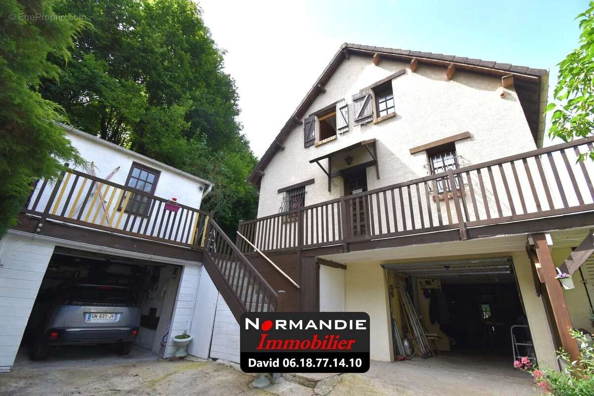 Maison à MALAUNAY
