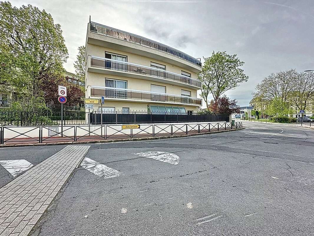 Appartement à CHATILLON