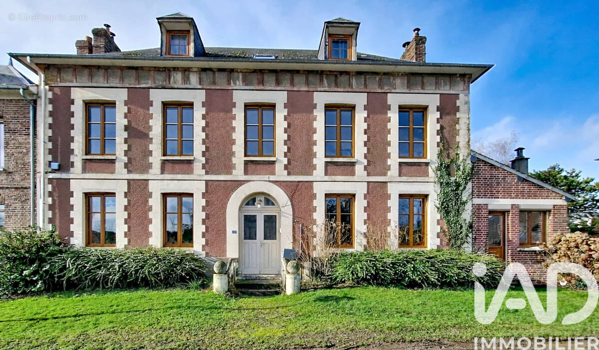 Photo 1 - Maison à MESNIL-RAOUL