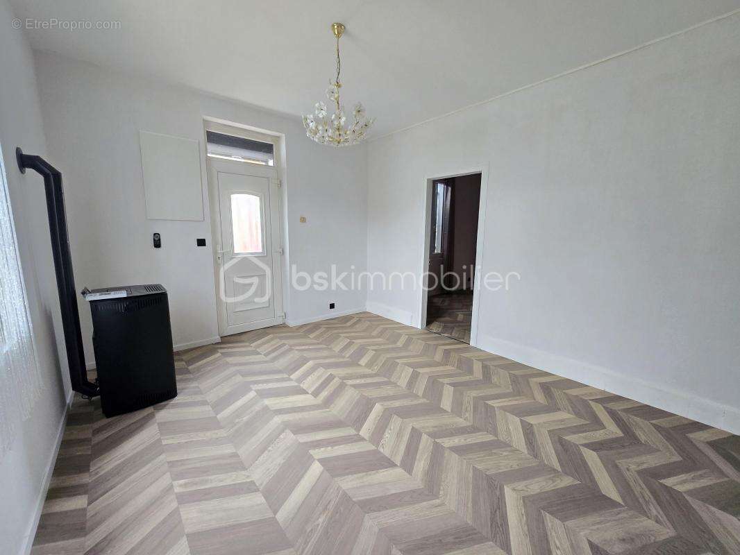 Maison à DECIZE