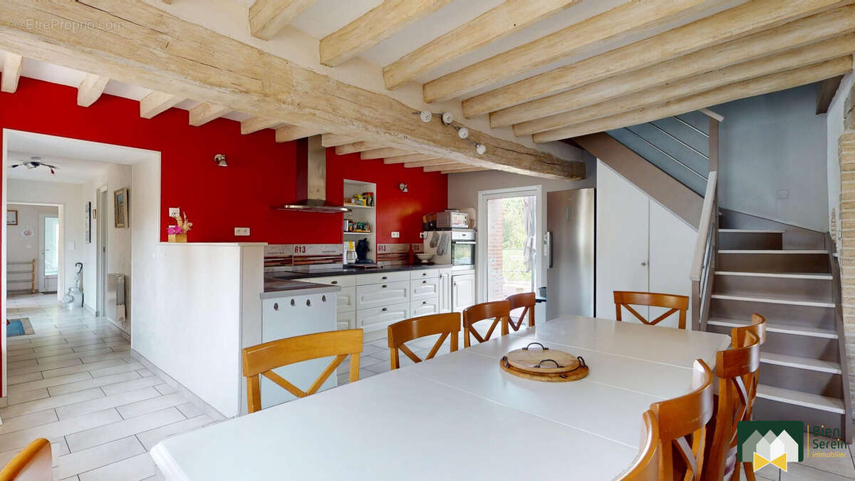 Maison à SAINT-VICTOR-DE-BUTHON