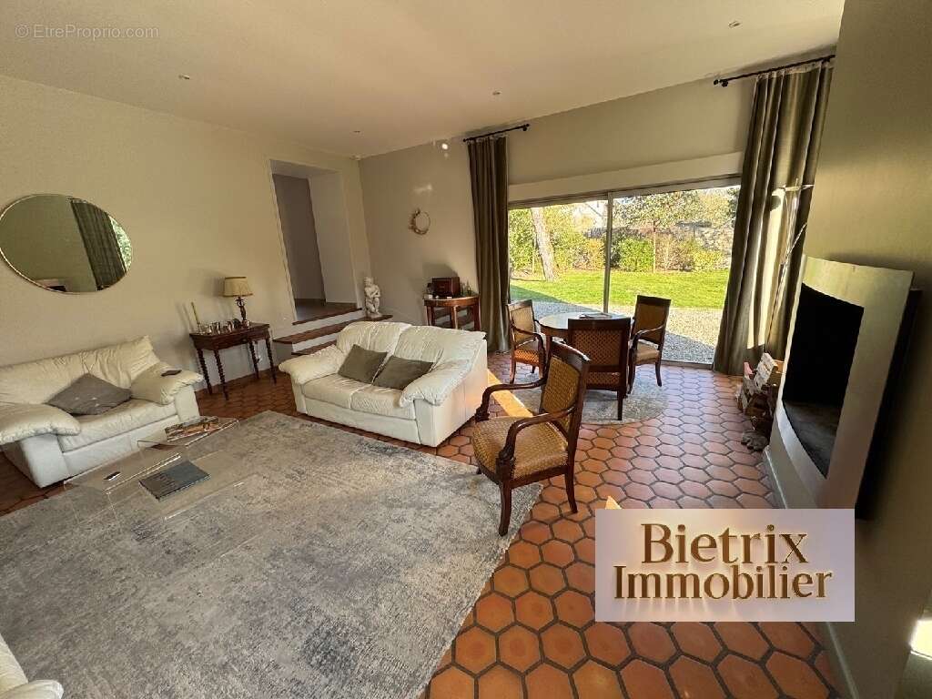 Maison à VALMONDOIS