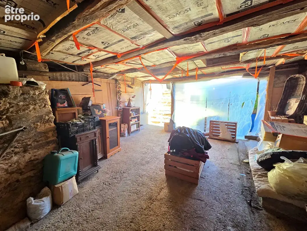 Maison de caractère en pierres dans un hameau calme - photo 15
