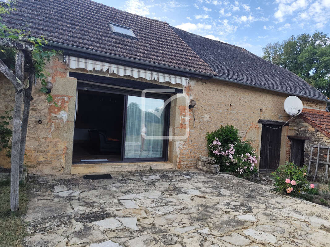 Maison à ESTIVALS