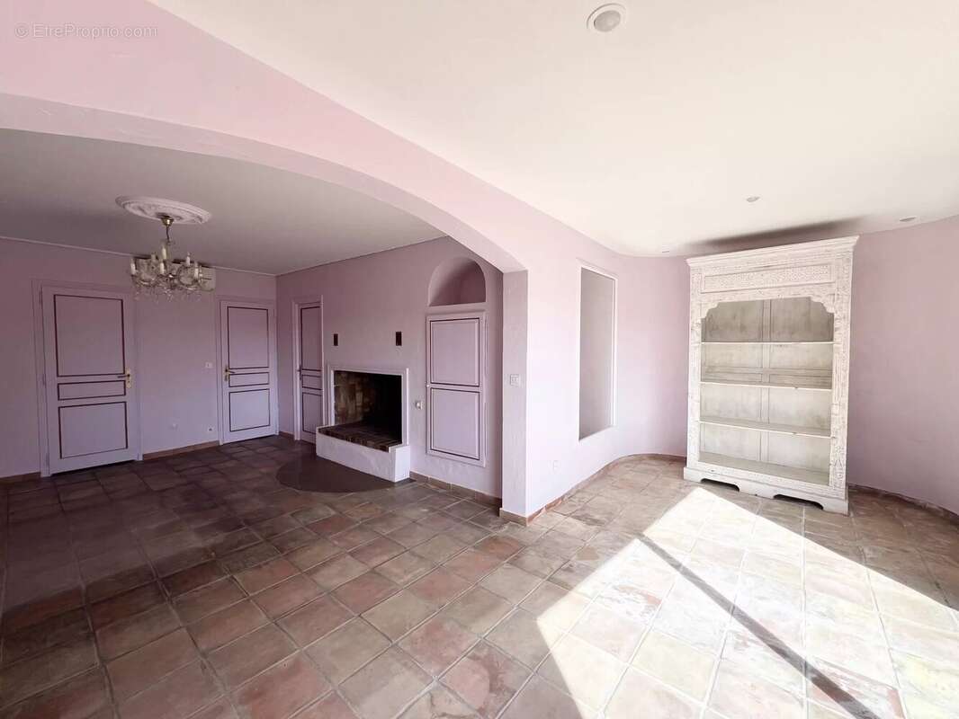 Appartement à COGOLIN