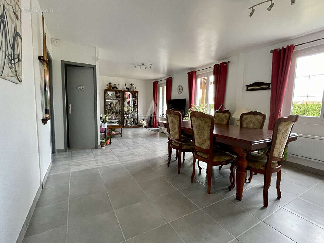 Maison à ANGLES