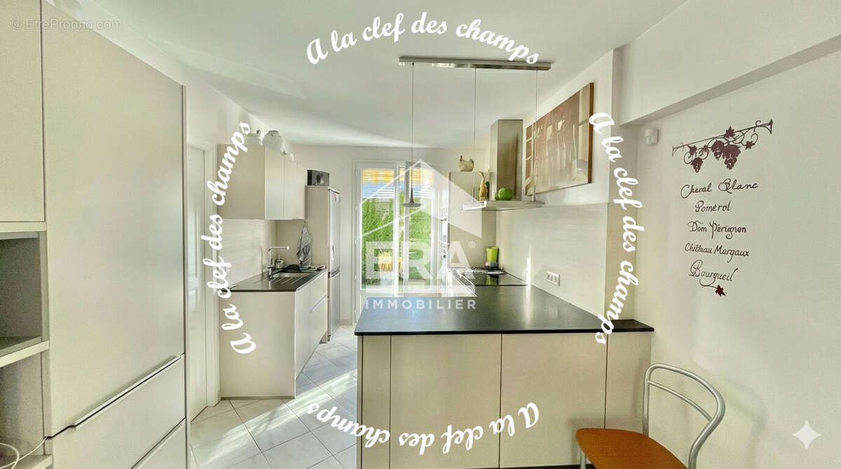 Maison à GIF-SUR-YVETTE