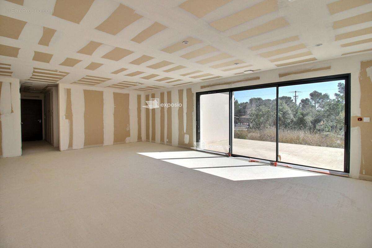 Maison à CASTILLON-DU-GARD