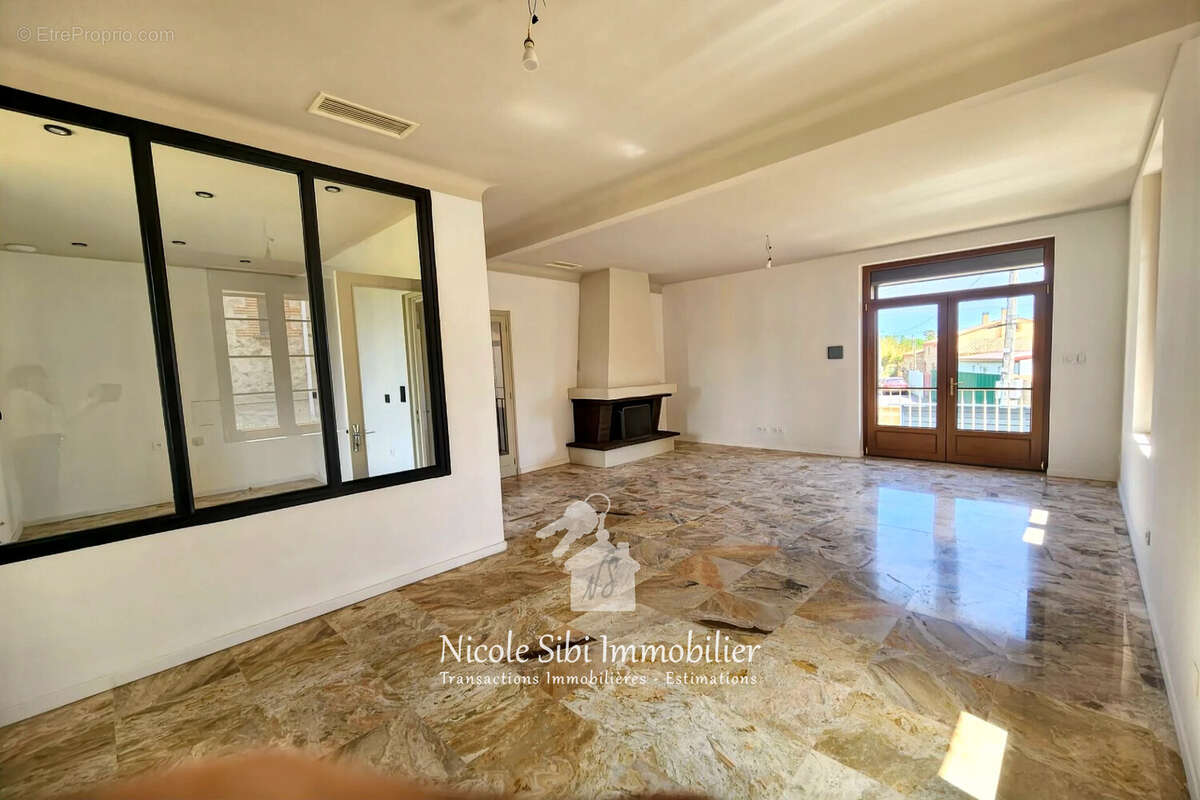 Maison à CORBERE-LES-CABANES