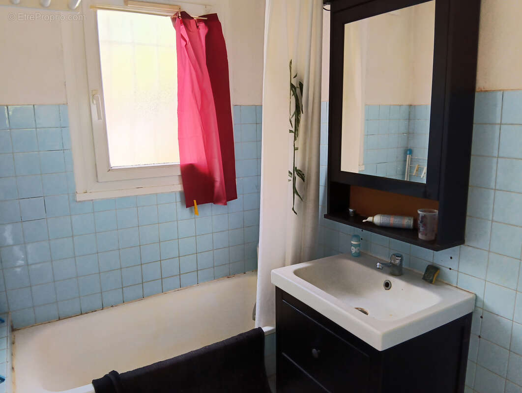 Appartement à SAINT-PIERRE-D'AURILLAC