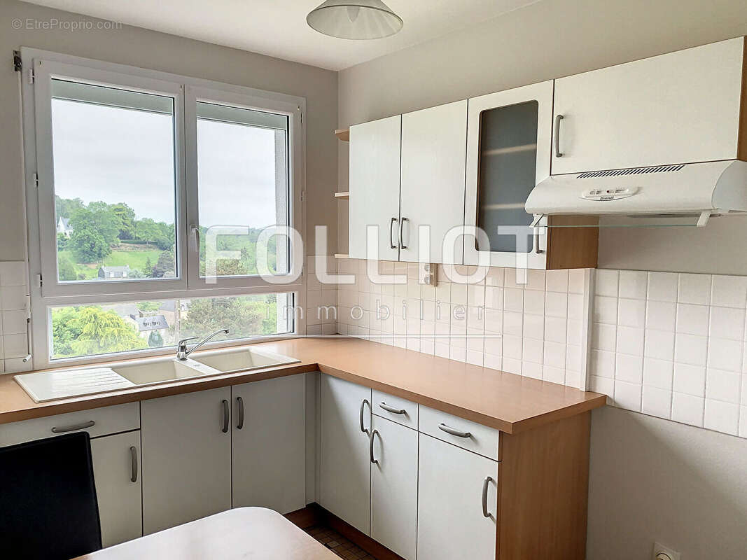 Appartement à FOUGERES