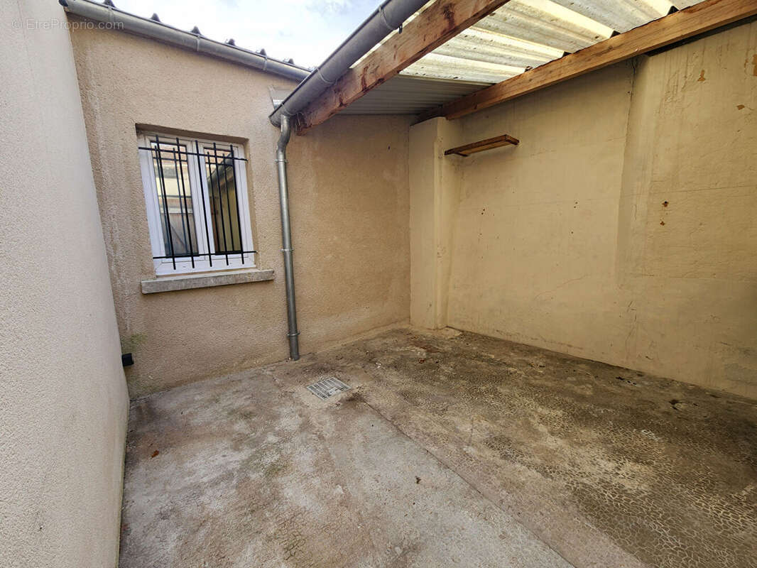 Maison à CHATEAUNEUF-EN-THYMERAIS