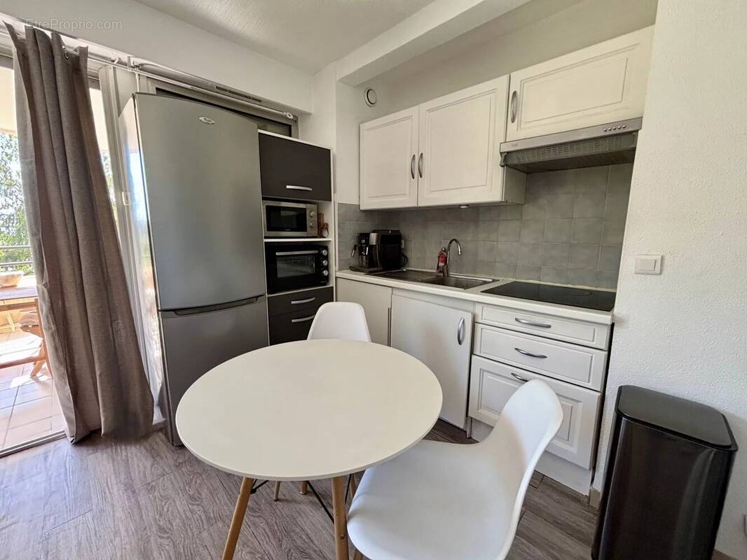 Appartement à VILLENEUVE-LOUBET