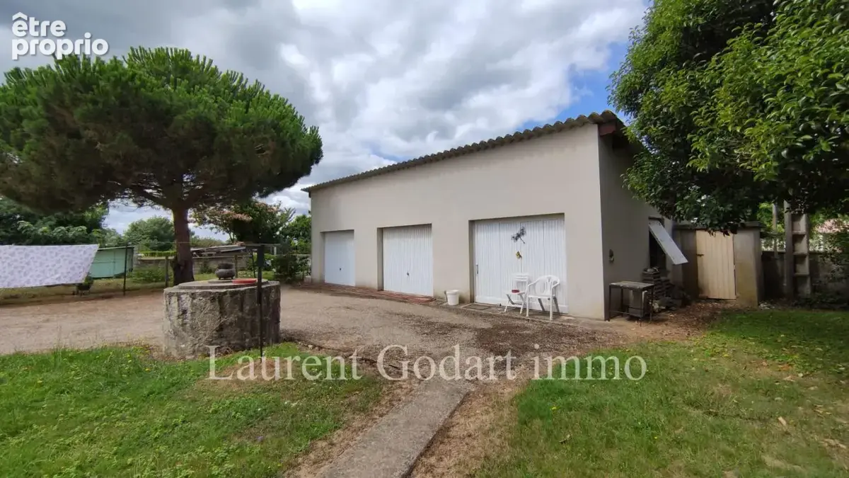 Maison de 155 m² et dépendance de 63m² - photo 2