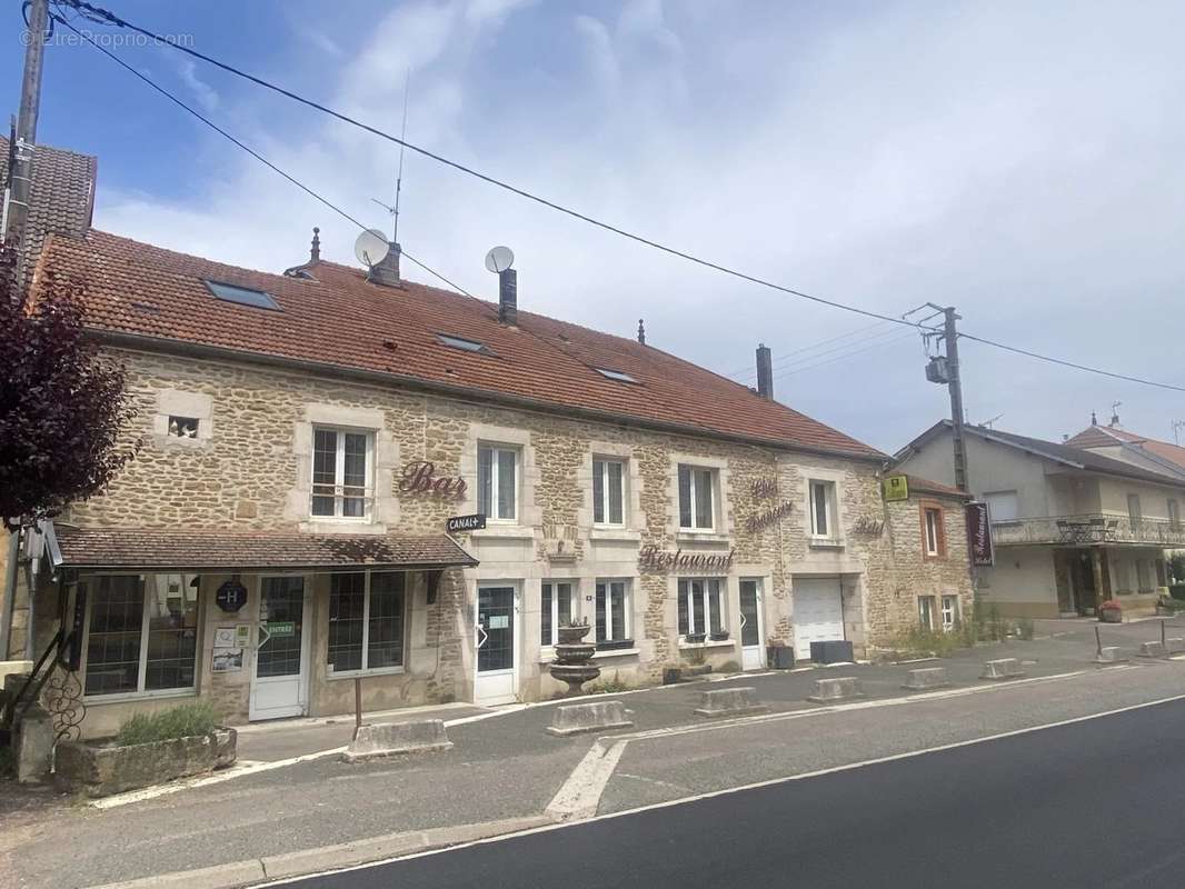 Appartement à BANNES