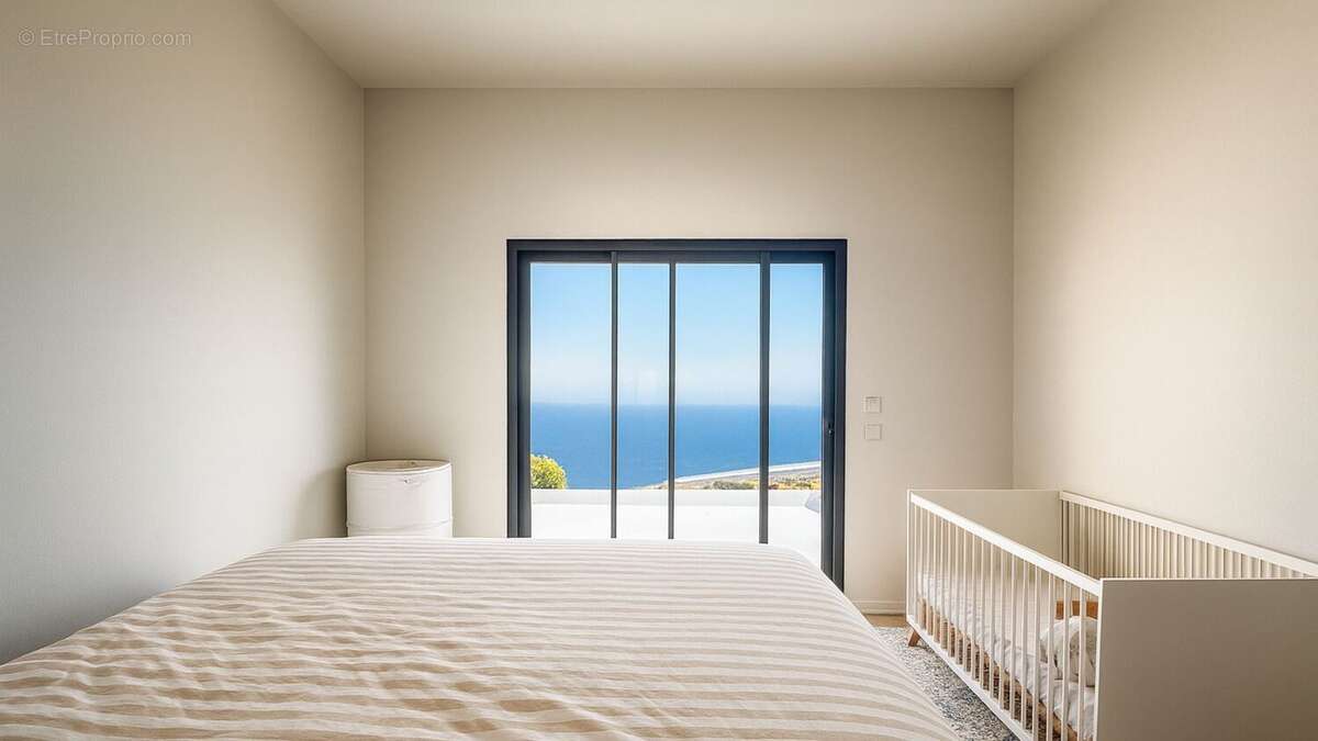 Maison à LES TROIS-BASSINS