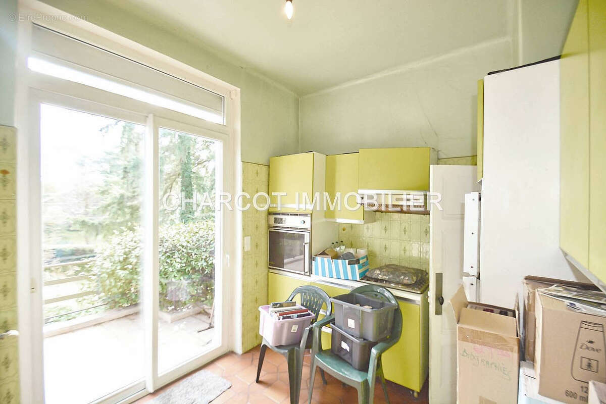 Maison à SAINTE-FOY-LES-LYON