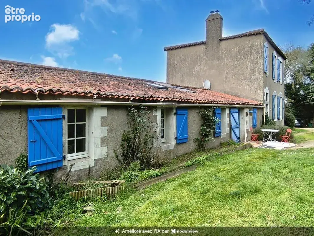 Maison bourgeoise Divatte Sur Loire 7 pièces 234 m2 - photo 17