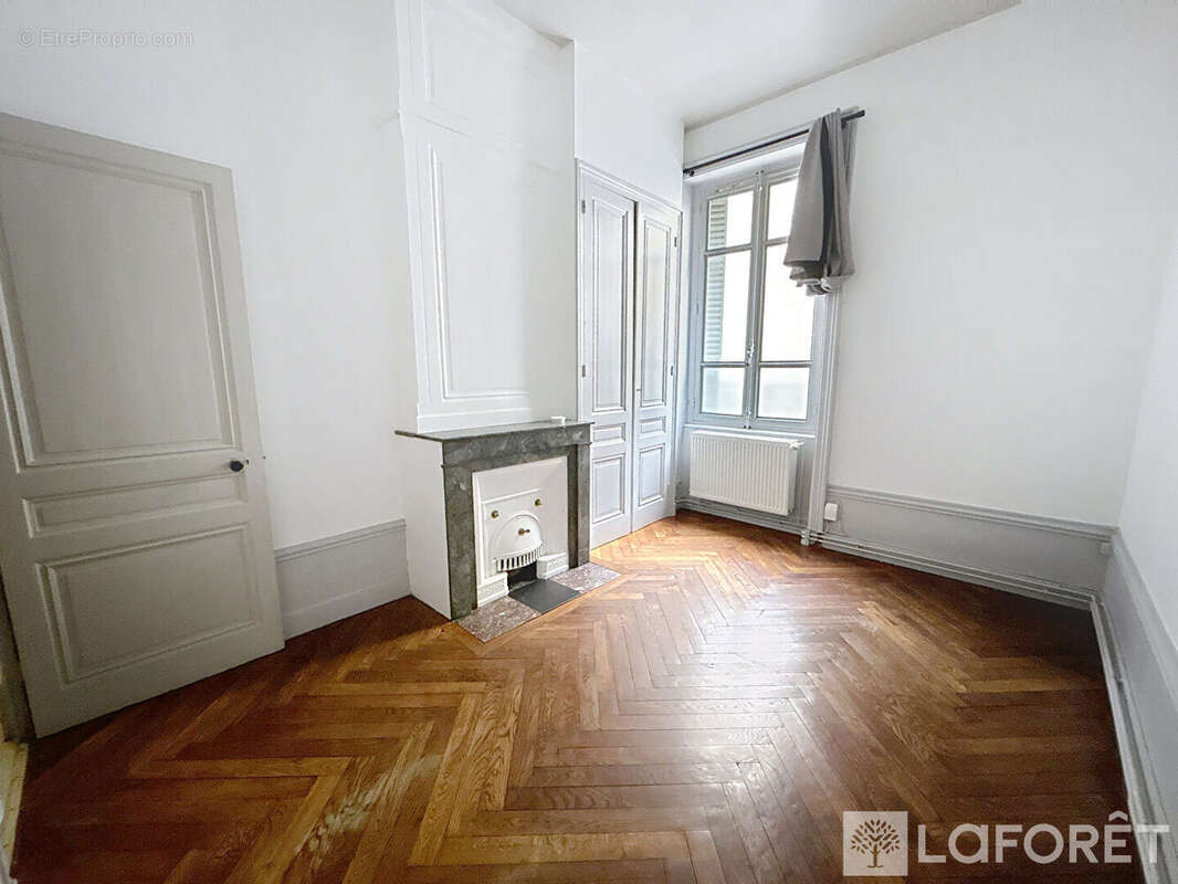 Appartement à LYON-4E