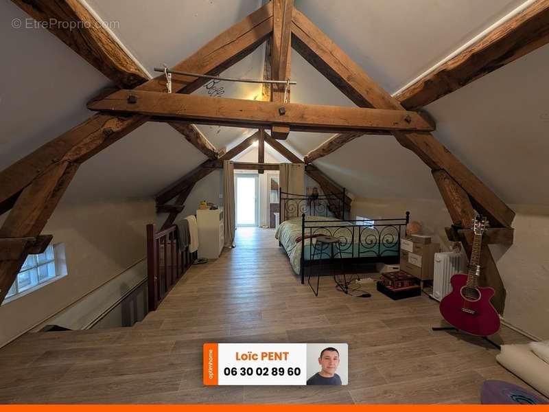 Maison à LE MAYET-DE-MONTAGNE