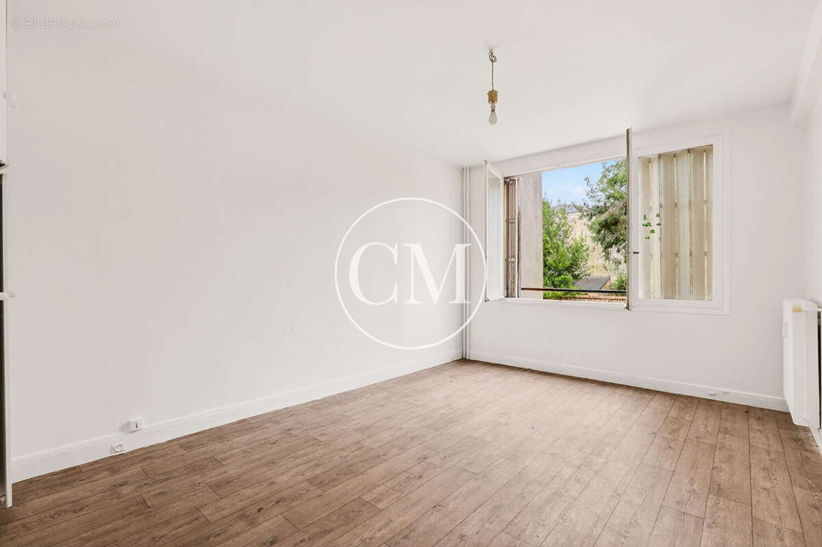 Appartement à VERSAILLES