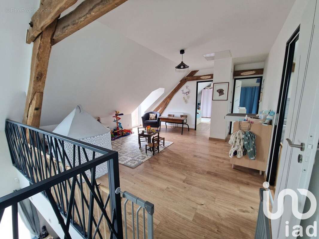 Photo 8 - Maison à MARCILLY-EN-VILLETTE