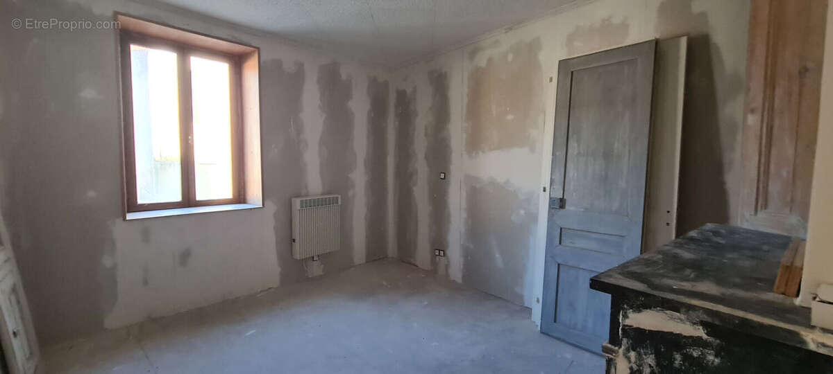 Maison 120m² à neuville-sur-ain - photo 12