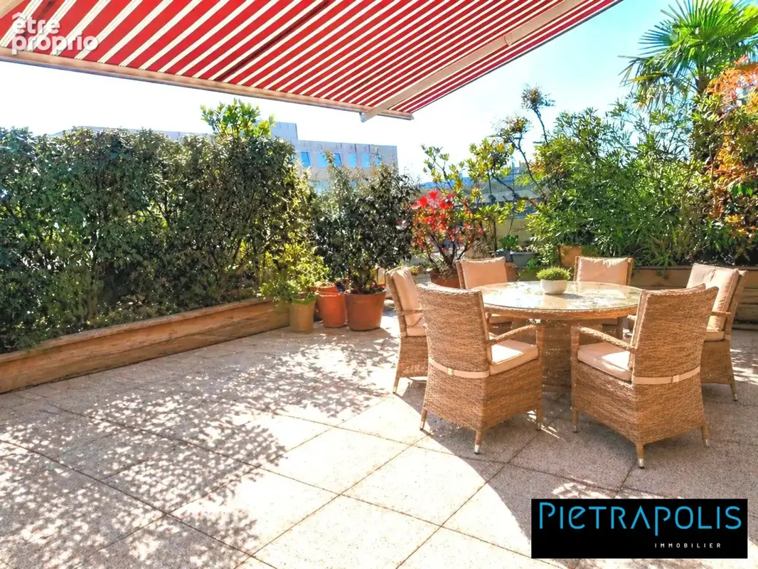 Appartement 5 pièces 115 m² à vendre à Villeurbanne (69100) - photo 3