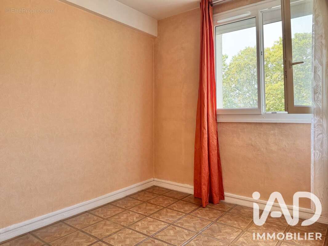 Appartement 59 m² à Savigny-Sur-Orge  - photo 5