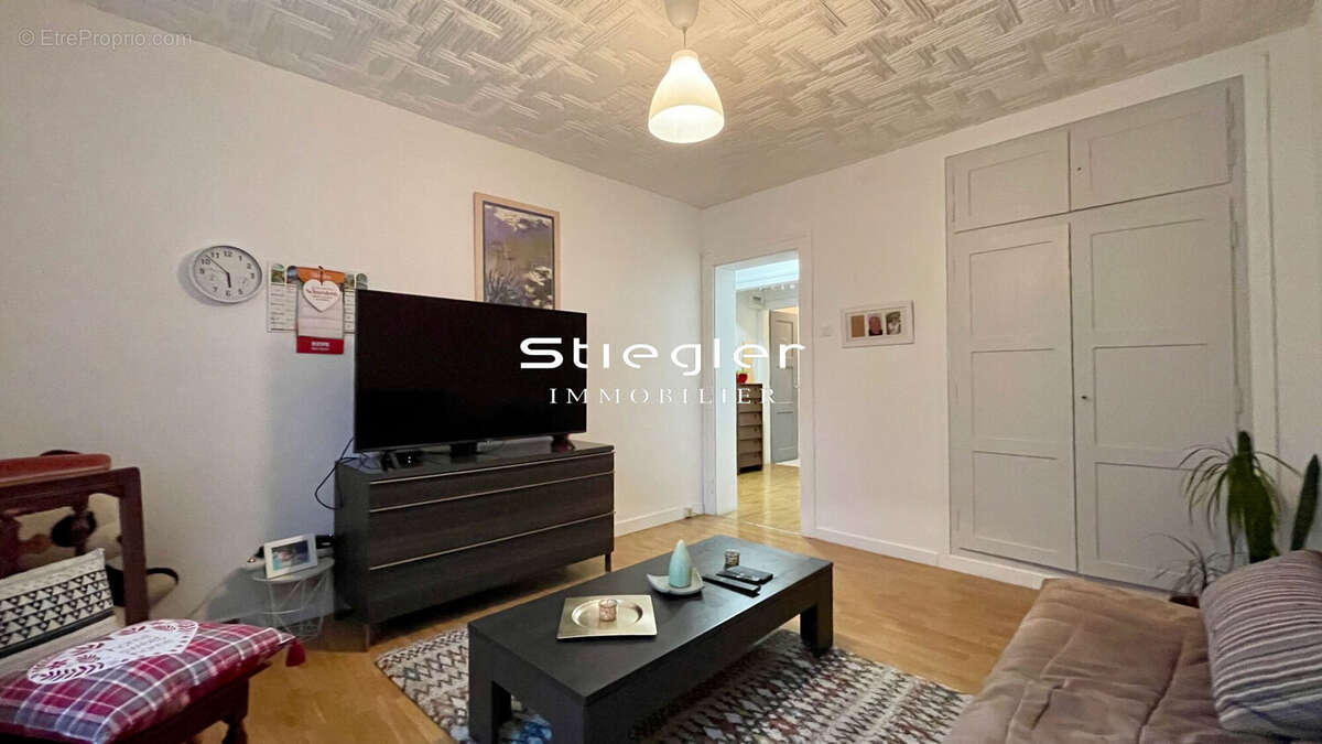 Salon - Appartement à BISCHWILLER